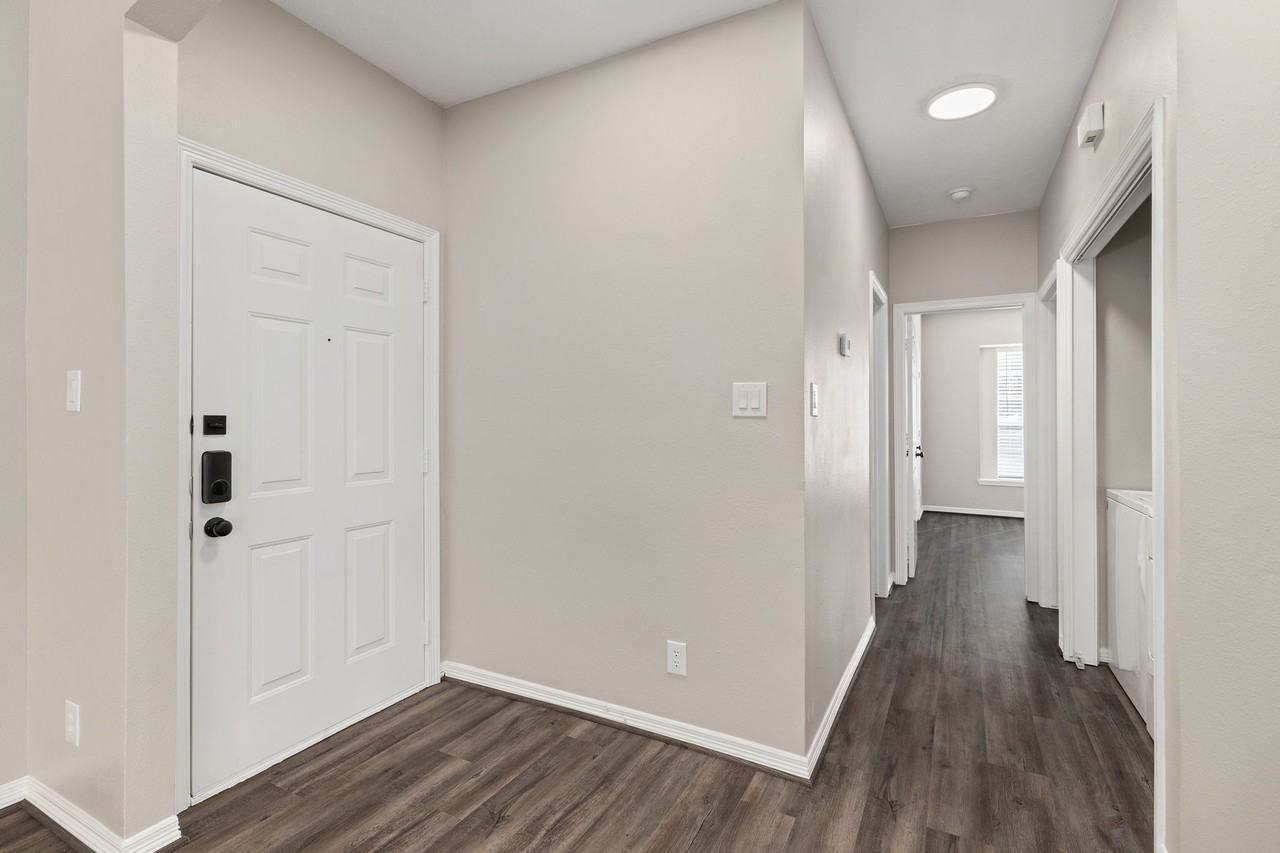 345 Stone Hill Dr #345UNIT3 - Photo 7 of 14