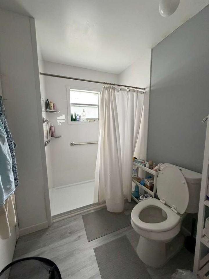 10137 Donhill Ct #1 - Photo 2 of 32