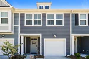 featured image of 438 Trotters Ln