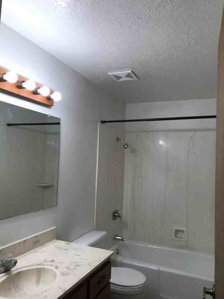 760 Washington St N #4 - Photo 5 of 7