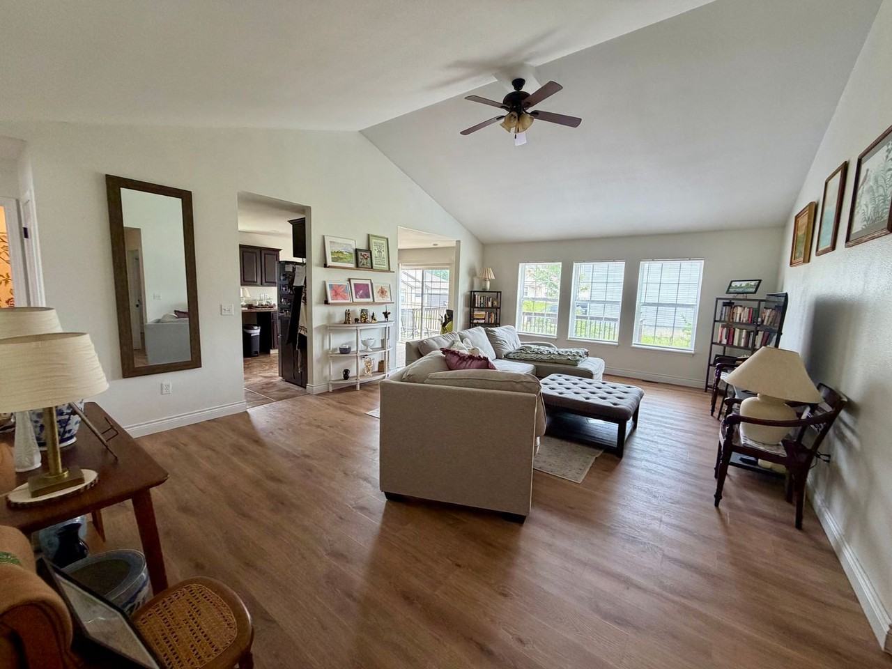 16223 Hershey Rd - Photo 5 of 20