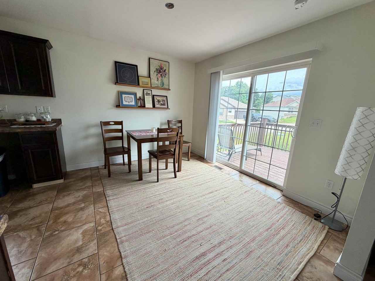 16223 Hershey Rd - Photo 6 of 20