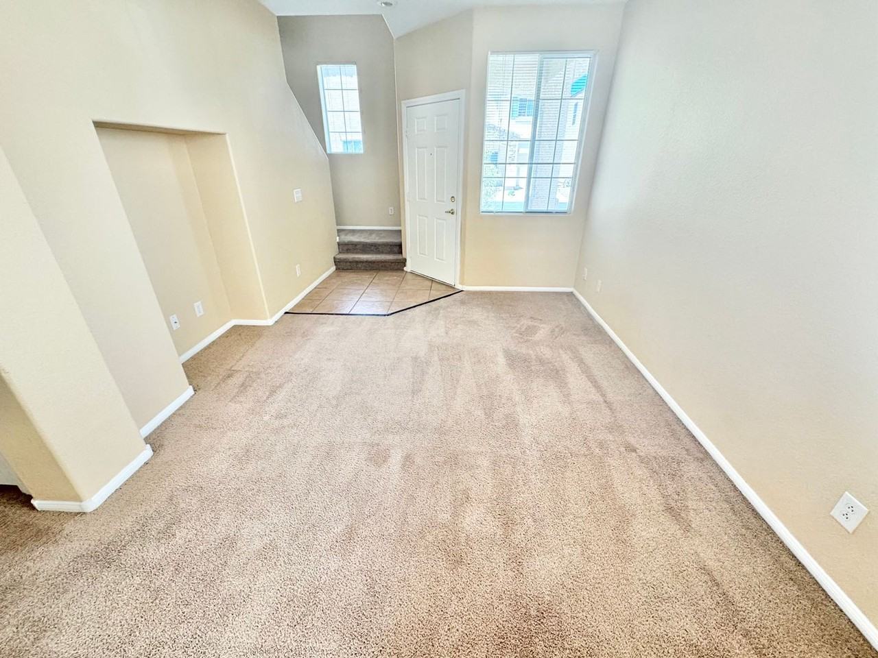 10424 Palm Village St - Photo 2 of 24