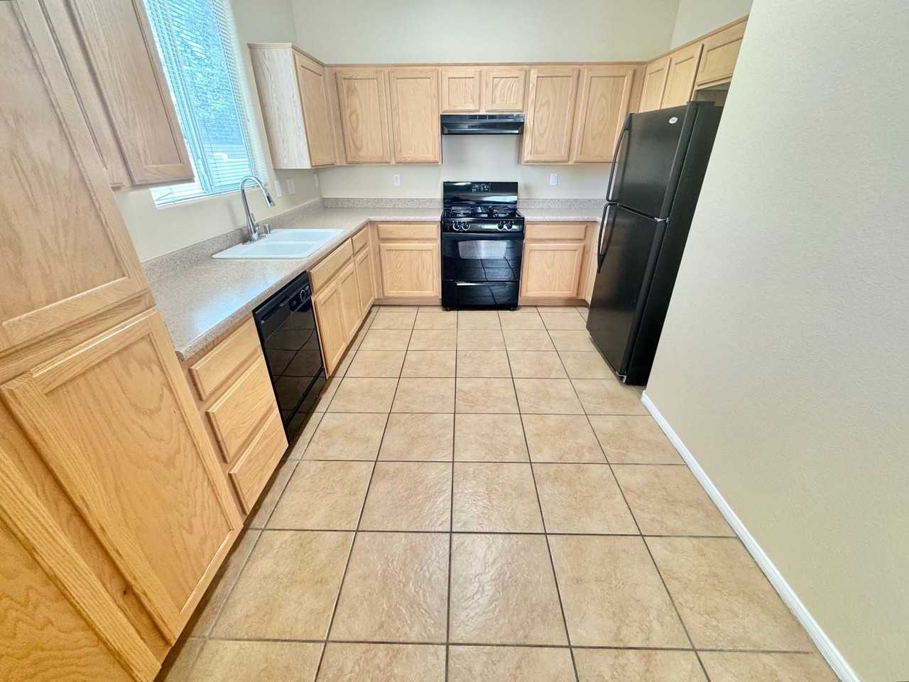10424 Palm Village St - Photo 6 of 24