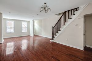 featured image of 1923 Carpenter St