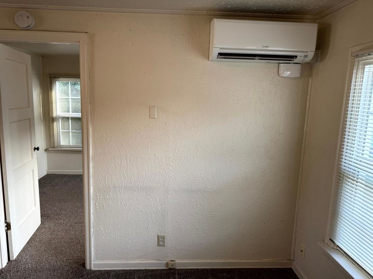 1568 1/2 Olive St - Photo 3 of 13