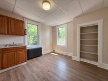 303 N Laurel St - Photo 1 of 1