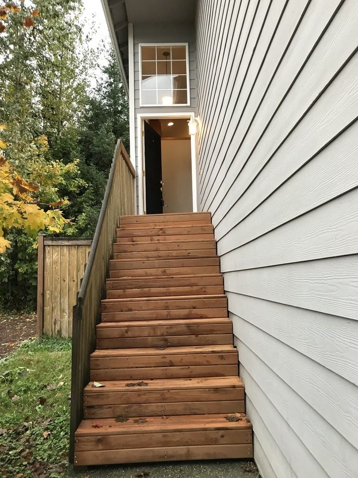 609 84th Ave Se - Photo 2 of 25