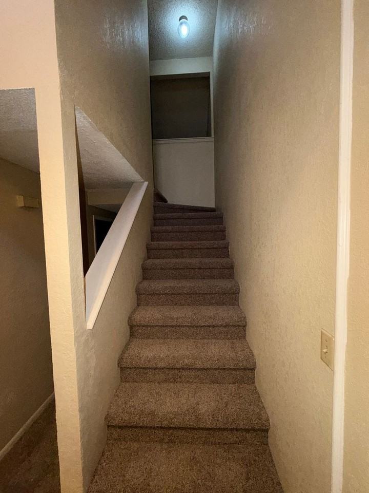 5118 Middlecoff Rd - Photo 2 of 7