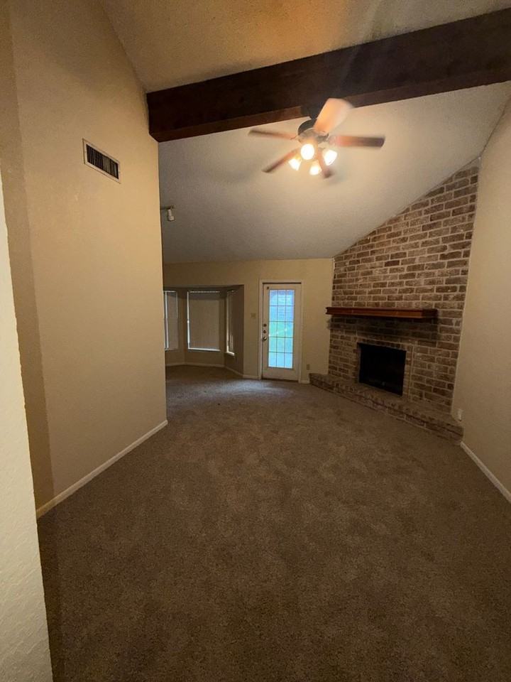 5118 Middlecoff Rd - Photo 7 of 7