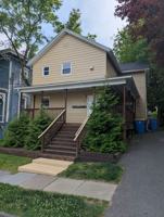 featured image of 33 Abruyn St