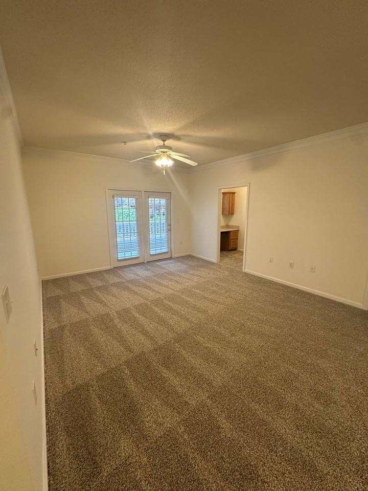 Claridge Gate Apartments - Photo 2 of 23