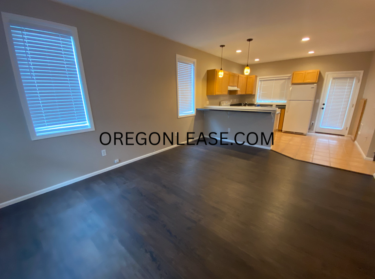 3934 Monroe St - Photo 2 of 11