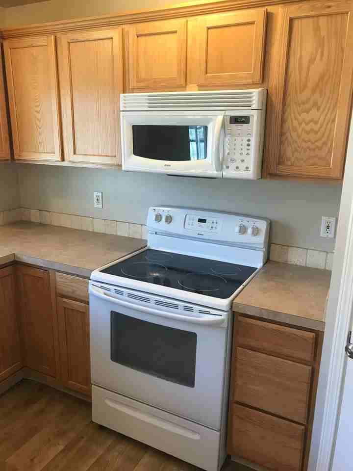 10806 W Heartwood St - Photo 4 of 33