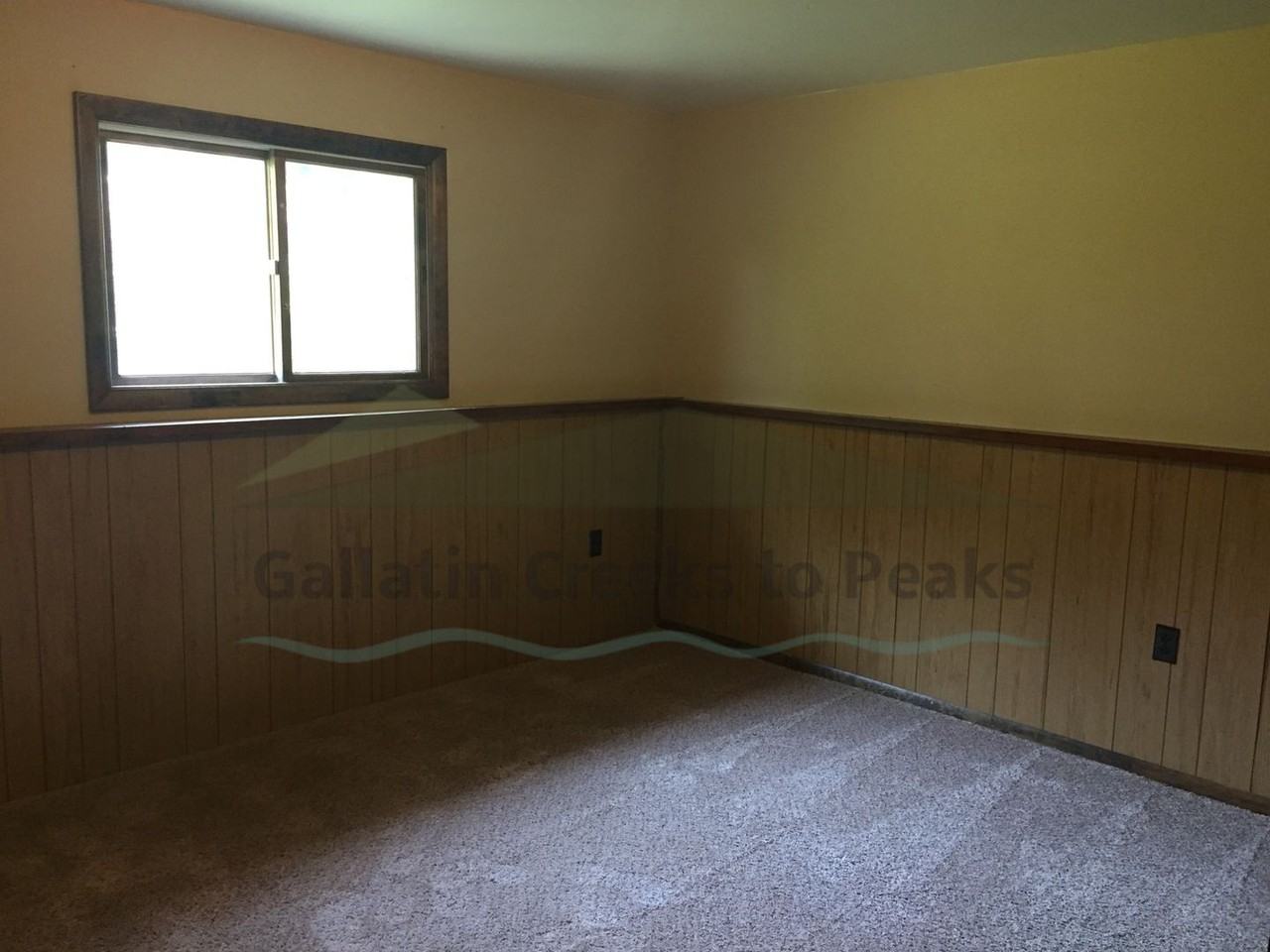 410 Henderson St - Photo 5 of 20