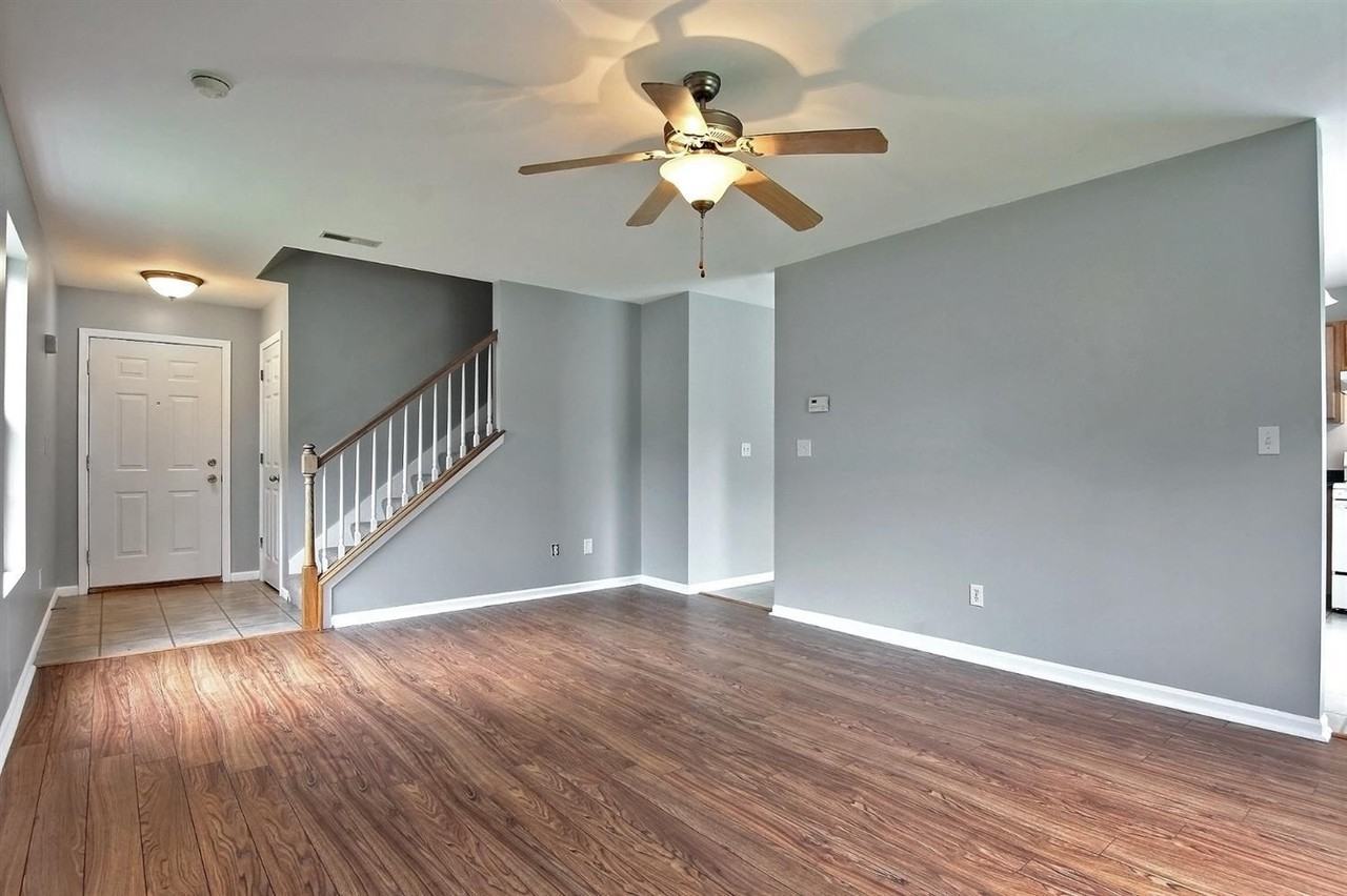 1200 Emma Ct - Photo 4 of 20