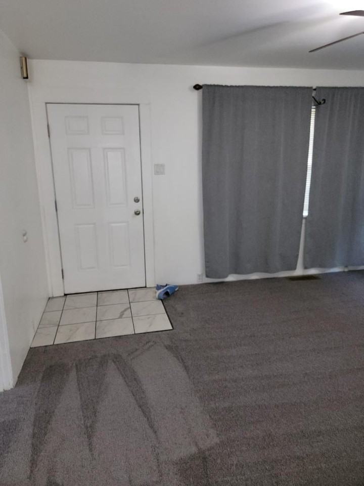 4009 S Bell St - Photo 3 of 17