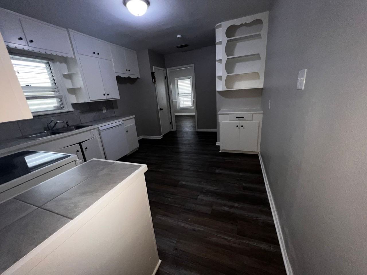 3301 Austin St - Photo 2 of 12