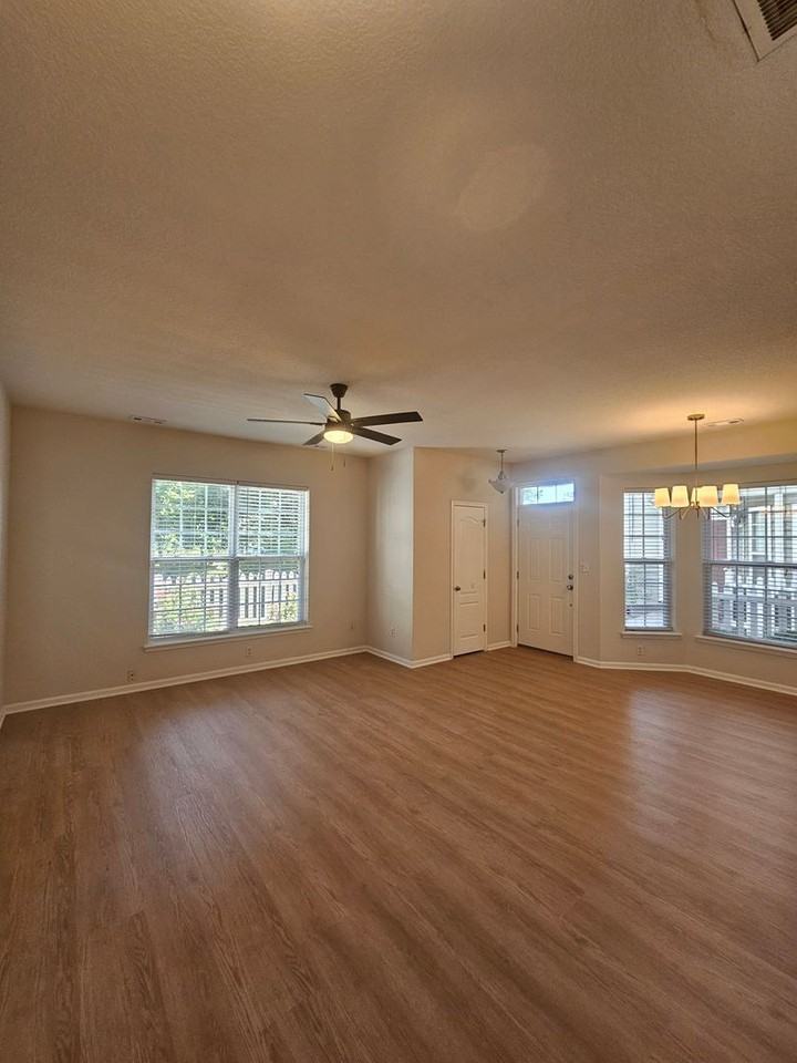 604 Teton Cir - Photo 2 of 31
