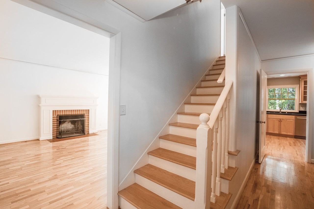 4527 Sw 29th Ave - Photo 2 of 36