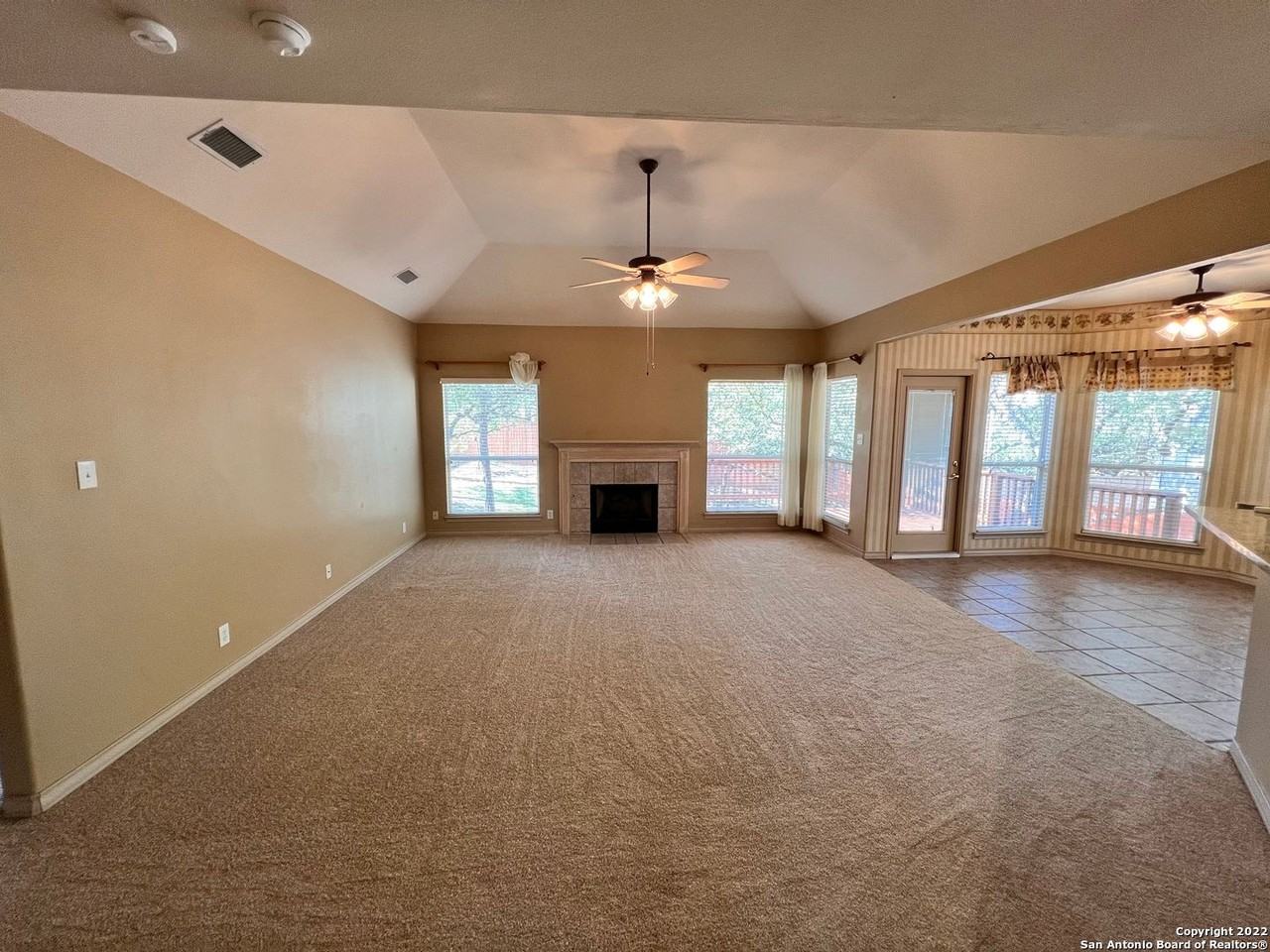 18123 Brookwood Frst - Photo 7 of 27