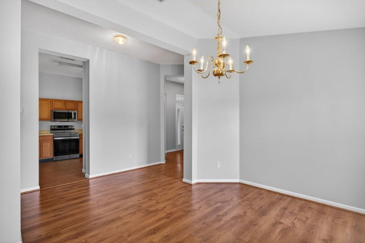 6377 Island Forest Dr - Photo 7 of 33
