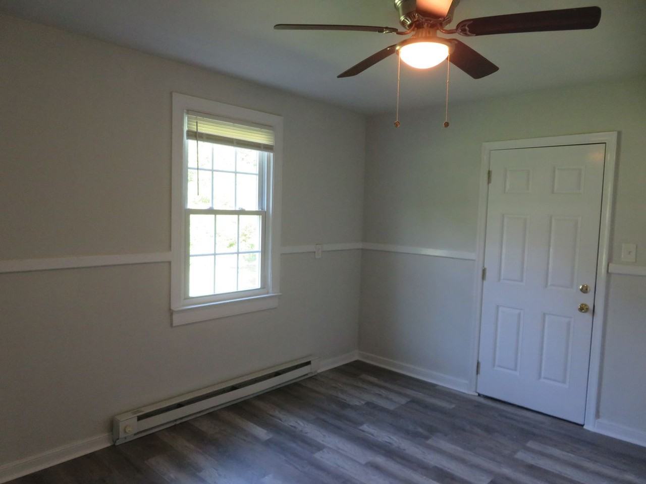 913 Priam St - Photo 7 of 10