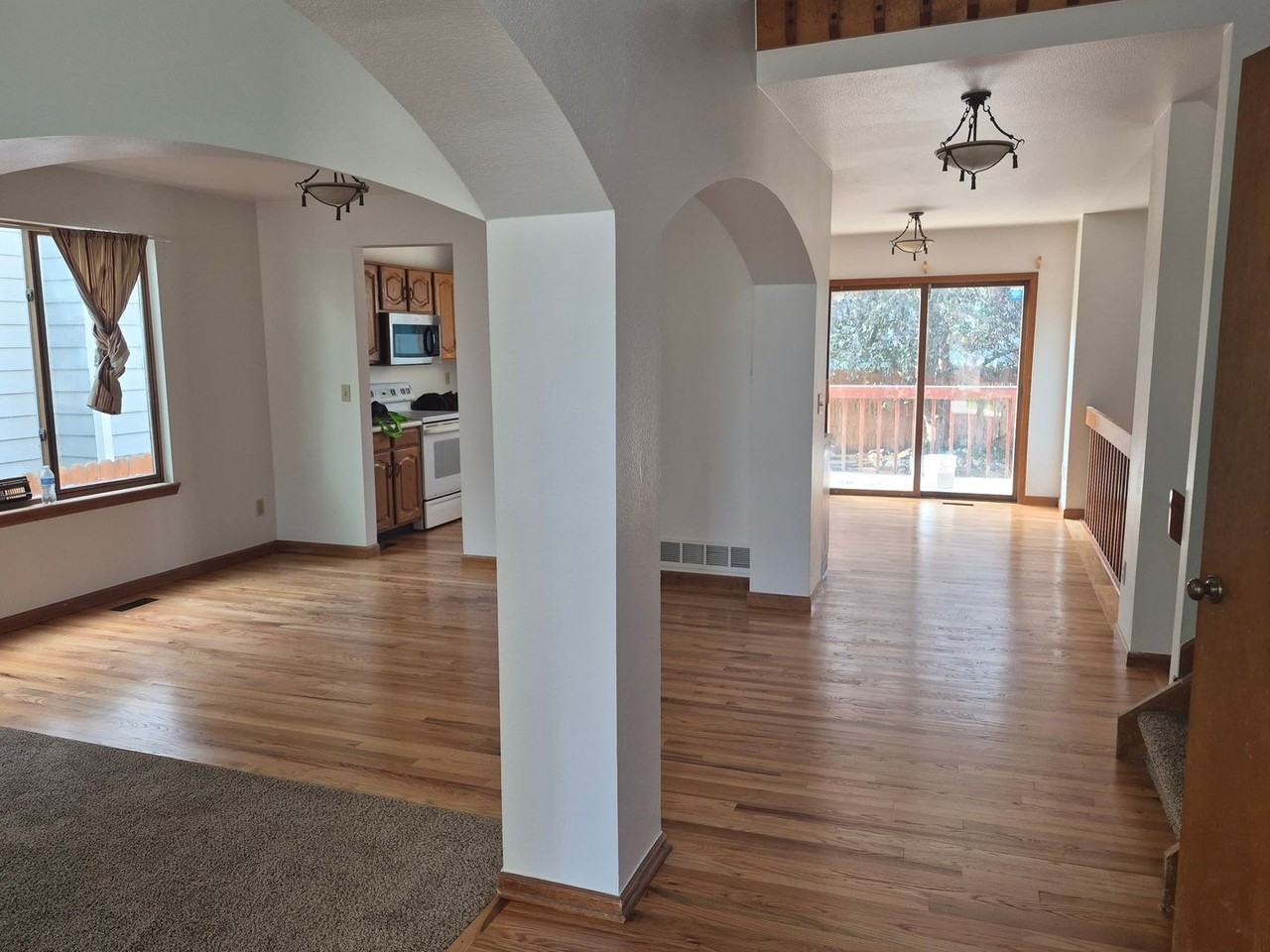 1706 20th Ave - Photo 2 of 6