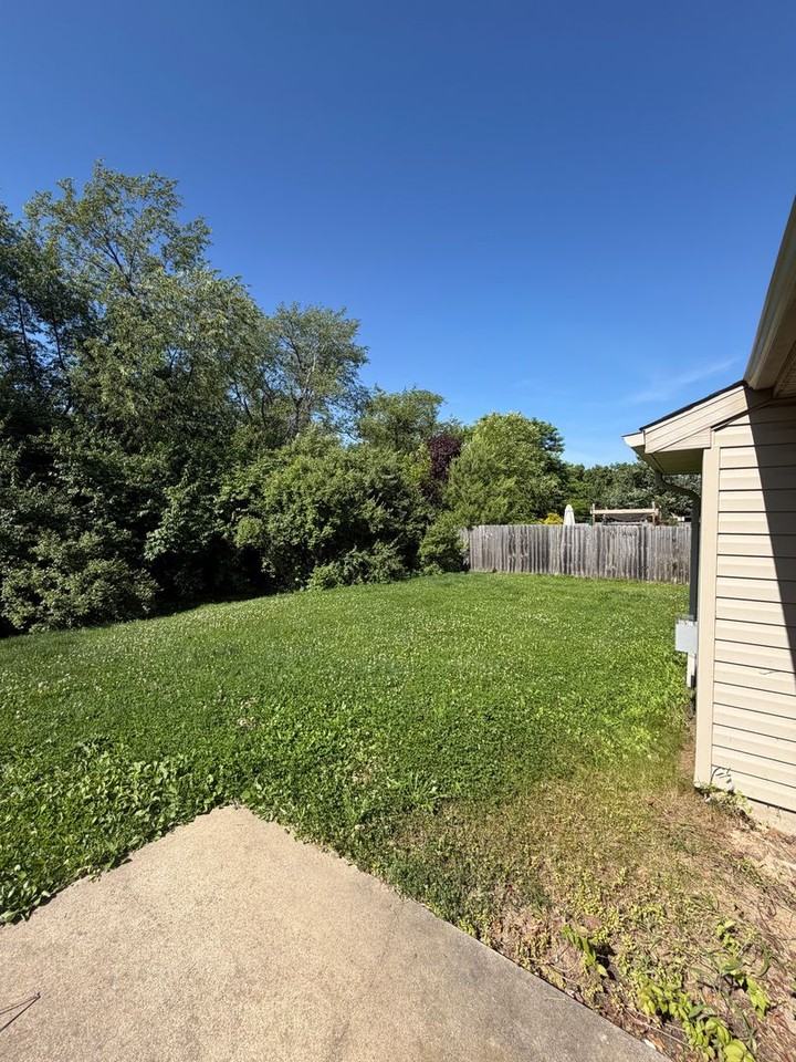 525 Plantation Way - Photo 4 of 10