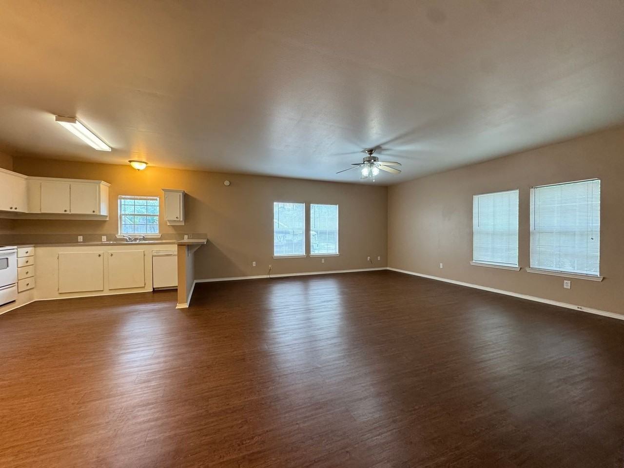 17308 Fm 2493 - Photo 5 of 19