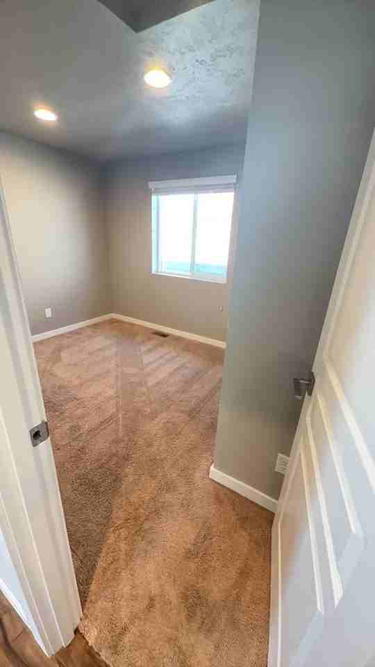 2988 Ne Roxy Pl - Photo 7 of 12