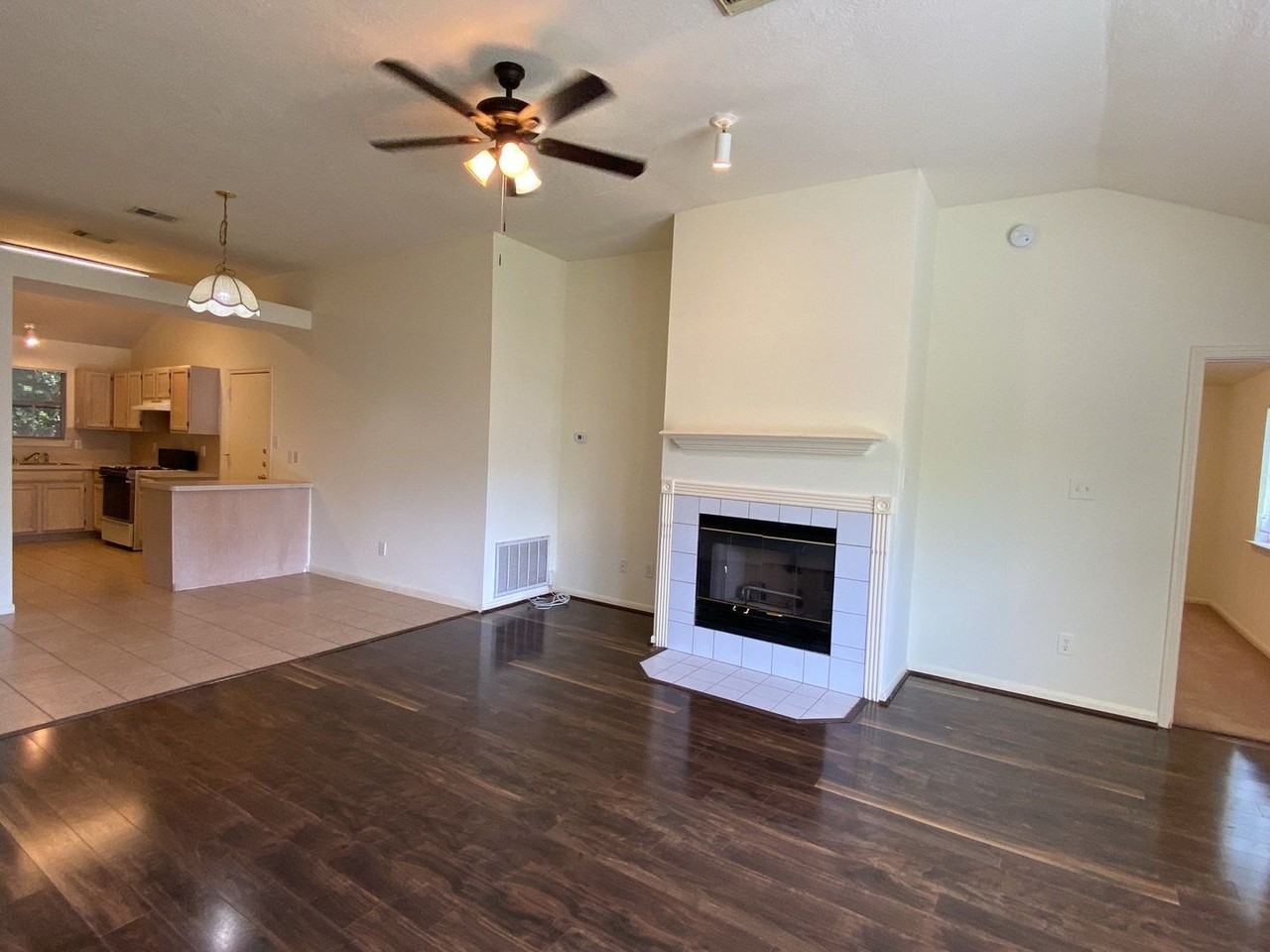 2222 Havenhouse Dr - Photo 3 of 15