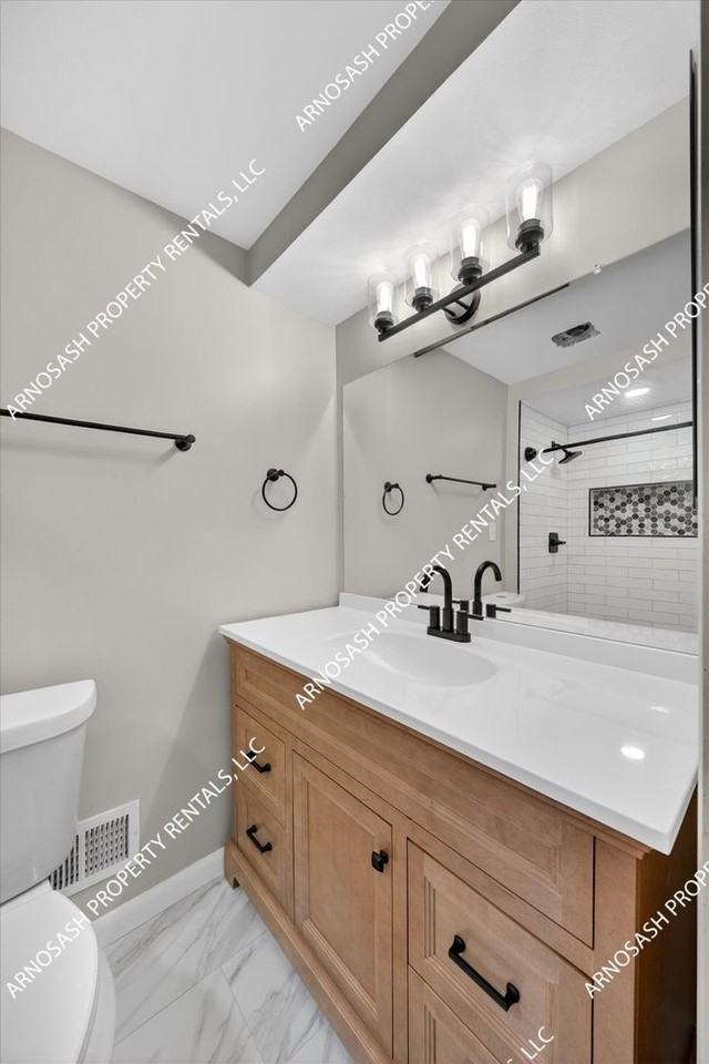 27345 Harvard Rd - Photo 4 of 47