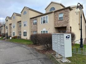 One Bedroom Units and Loft Units located at 290 Kools St in Appleton - Photo 1 of 1