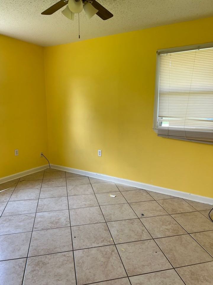 5747 Pauline Dr - Photo 6 of 10