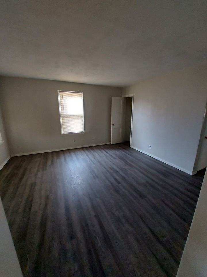 3025 Washington Ave - Photo 2 of 7