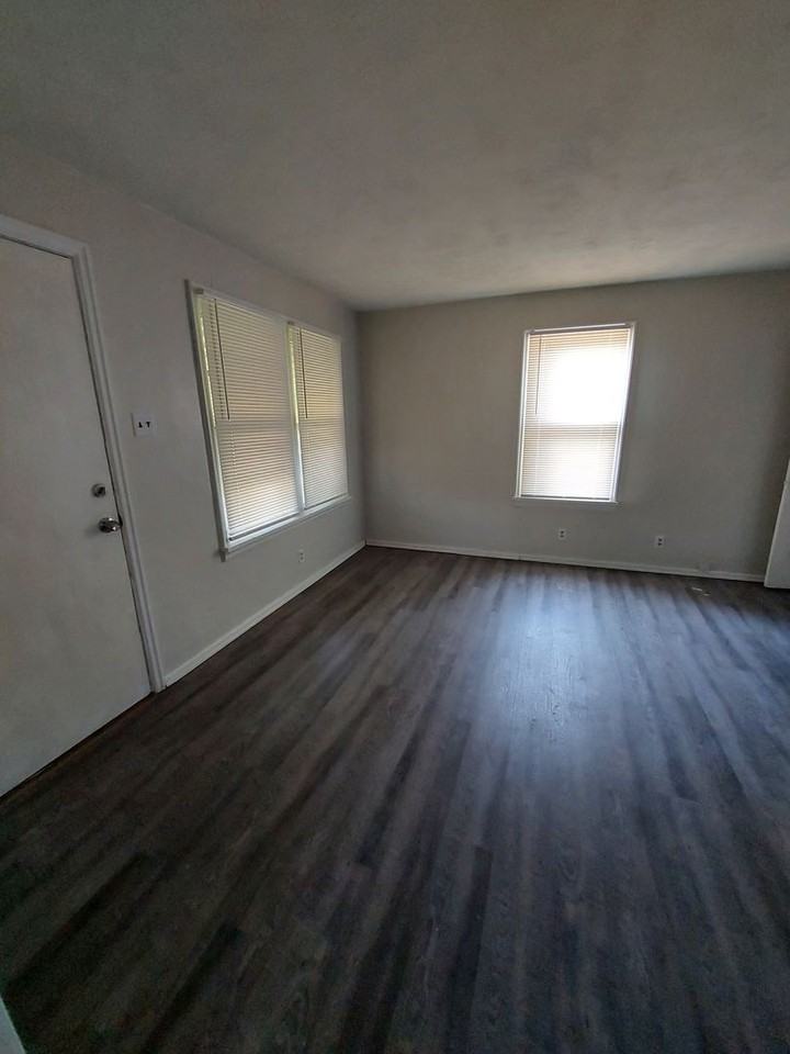 3025 Washington Ave - Photo 4 of 7