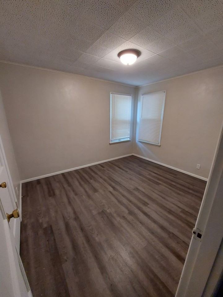 3025 Washington Ave - Photo 5 of 7