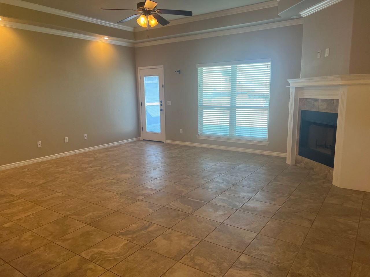 3503 Sands Ln - Photo 2 of 24