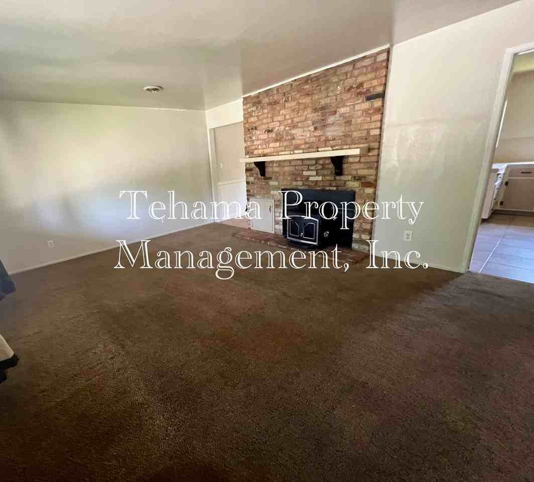 845 Lassen Ave - Photo 2 of 18