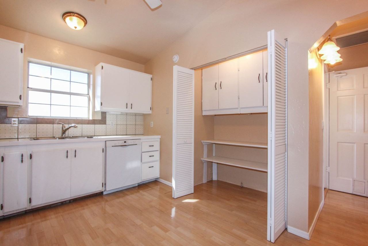 4314 N Miner Rd - Photo 5 of 19