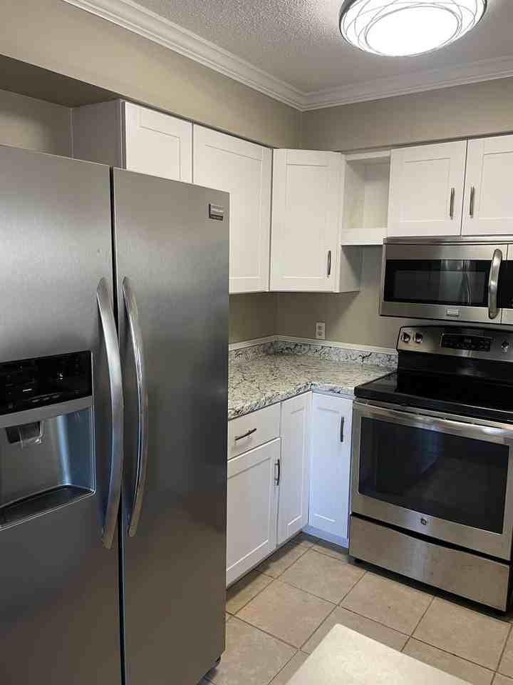 110 Kingsbridge Ln - Photo 7 of 15