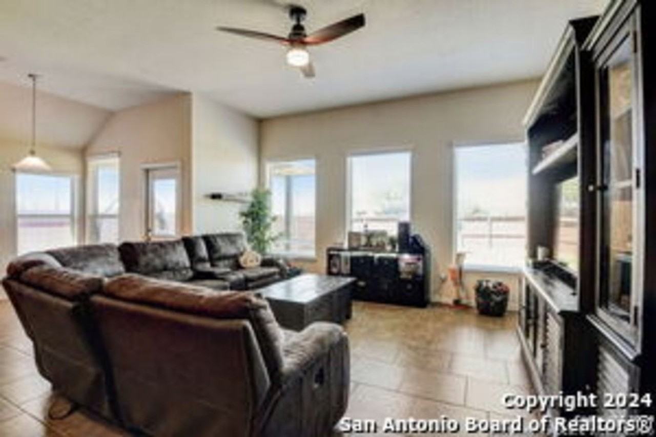 3929 Pease Park - Photo 7 of 19