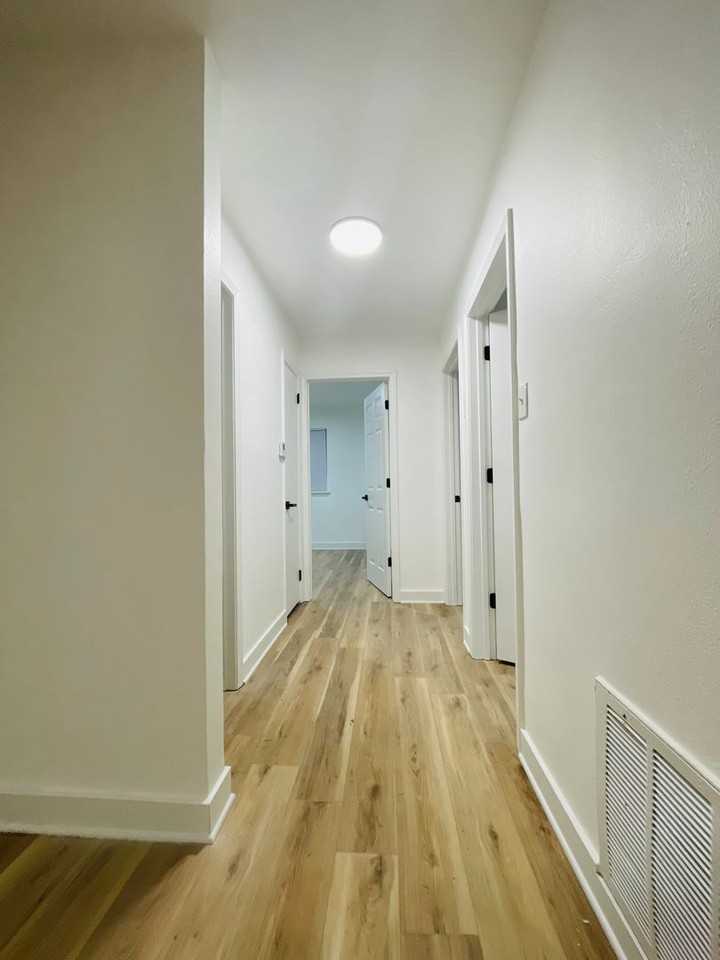 3605 Pine Cone Dr - Photo 6 of 9