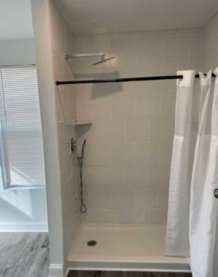 122 N 13th St - Photo 3 of 12