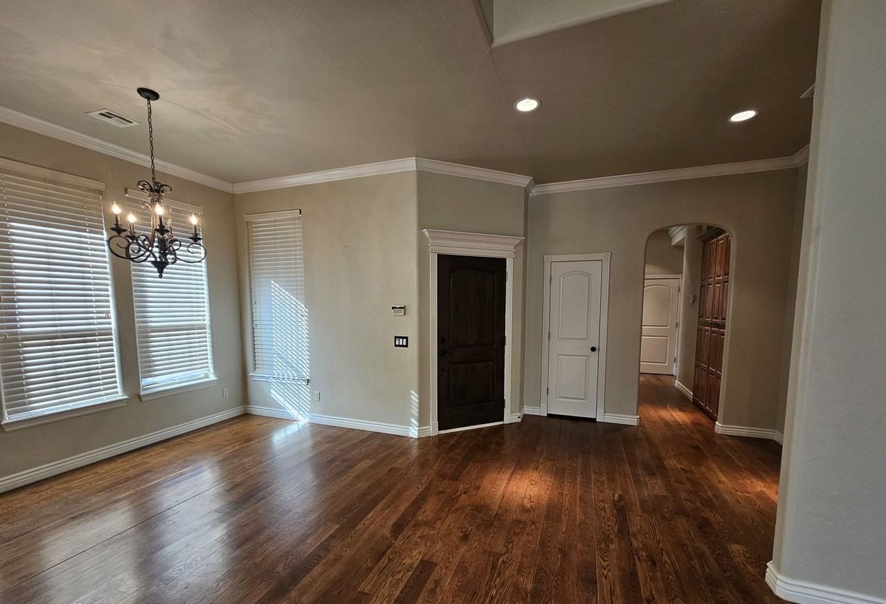 120 Napoli Ct - Photo 2 of 27