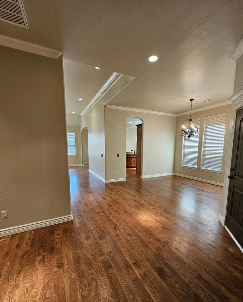 120 Napoli Ct - Photo 3 of 27