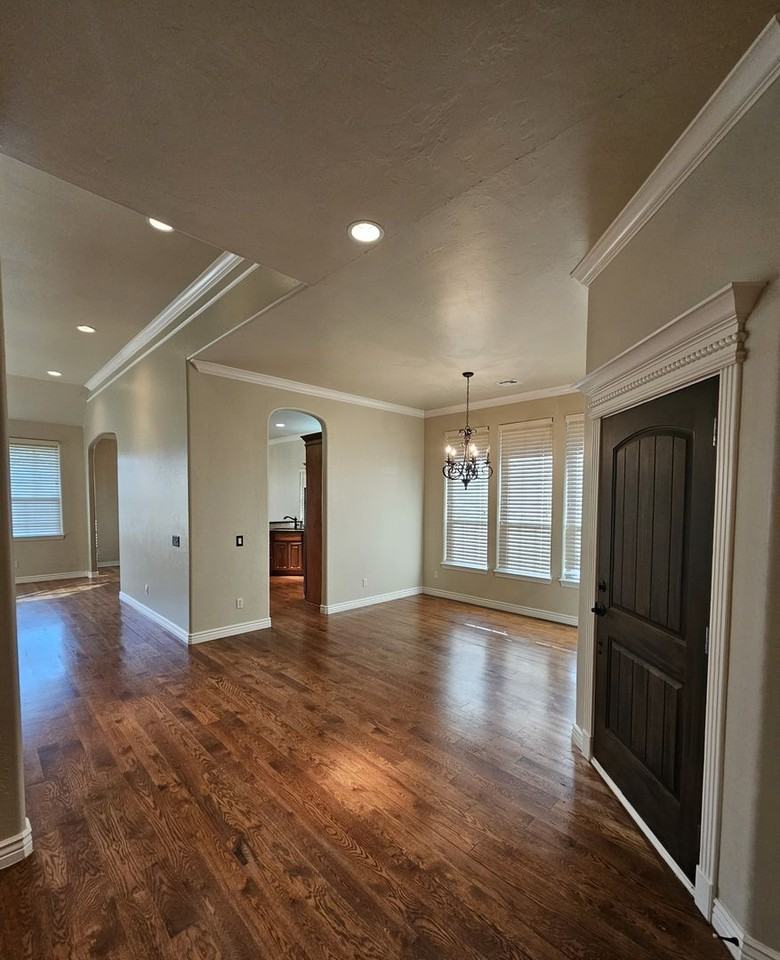 120 Napoli Ct - Photo 4 of 27