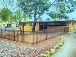 featured image of 1442 W Kilburn St
