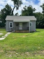 featured image of 1105 W 2nd St